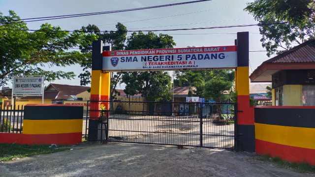 SMA Negeri 5 Padang: Pusat Pendidikan Unggulan